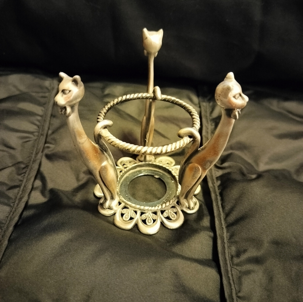 Vintage pewter cat trio candle holder